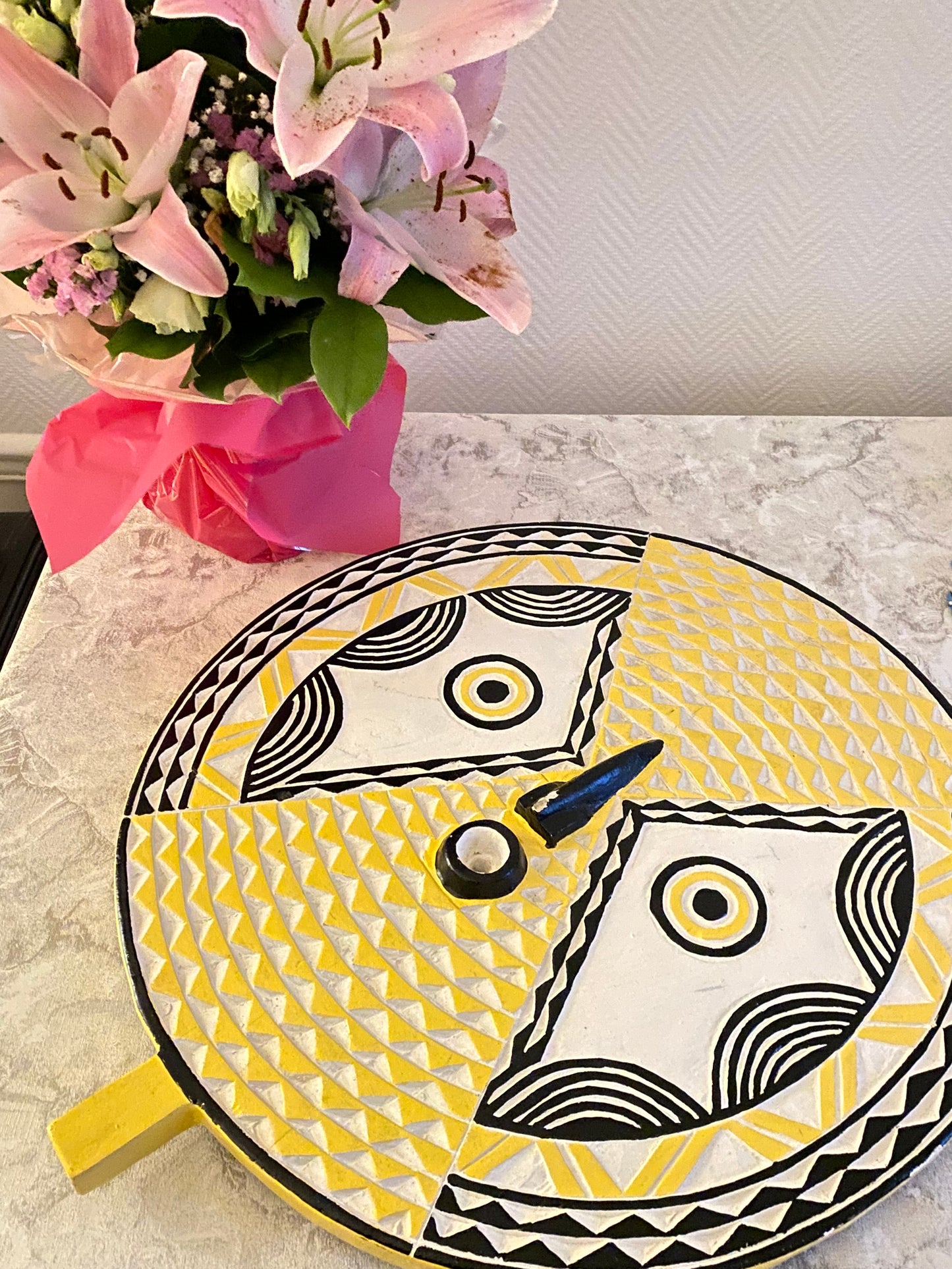 Masque soleil coloré jaune du Burkina Faso - diamètre 50 cm
