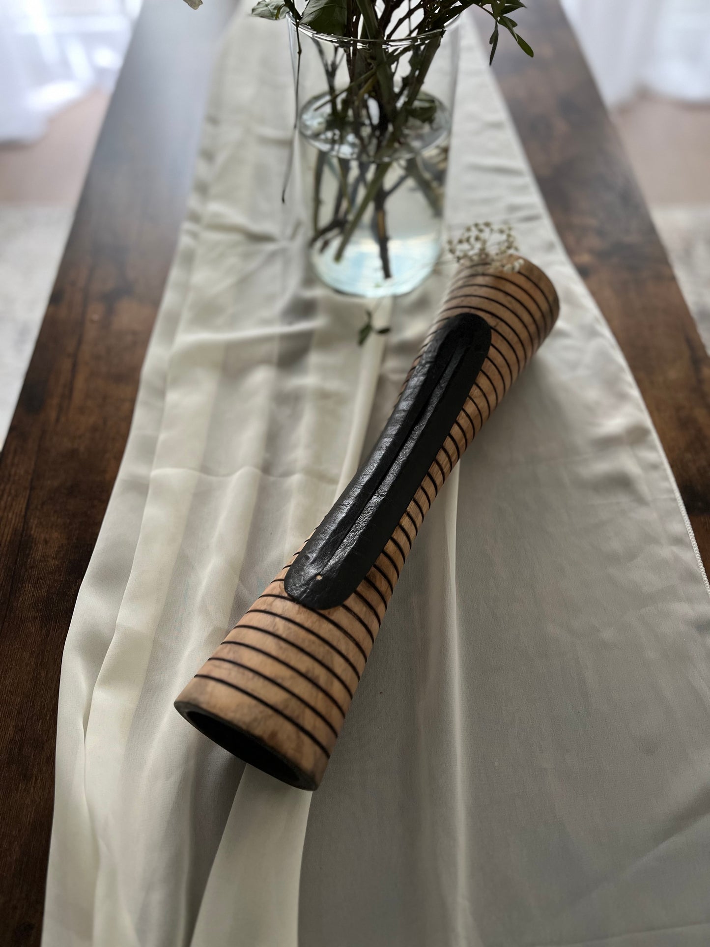 Idée cadeau révolutionnaire - Amplificateurs sonores naturels en bois de teck