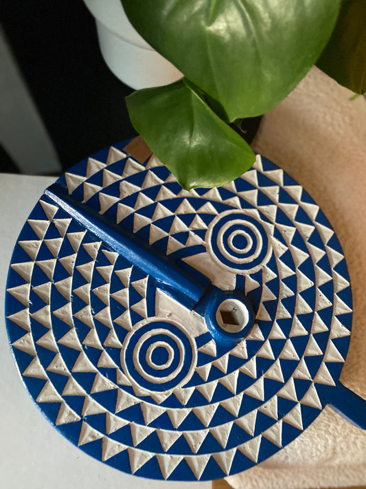 Masque soleil coloré bleu du Burkina Faso - diamètre 40 cm
