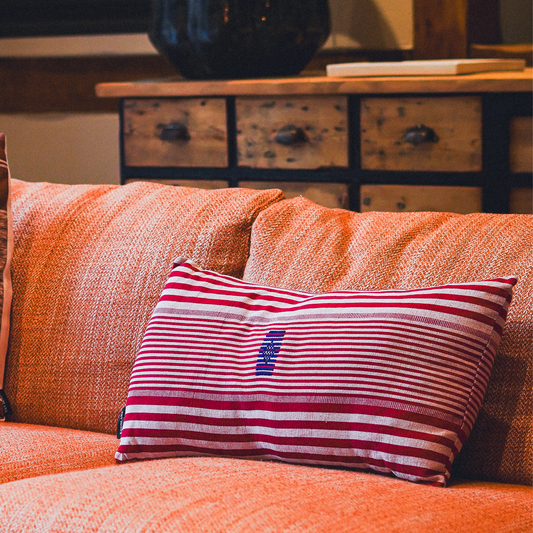Housse de coussin "Sillage" 30X50 cm rouge et blanc à rayures