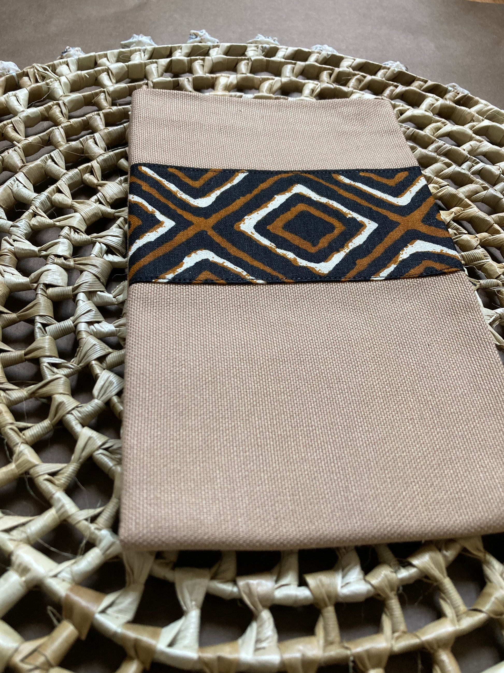 tablecloths-cotton-model-1-beige-slide-2