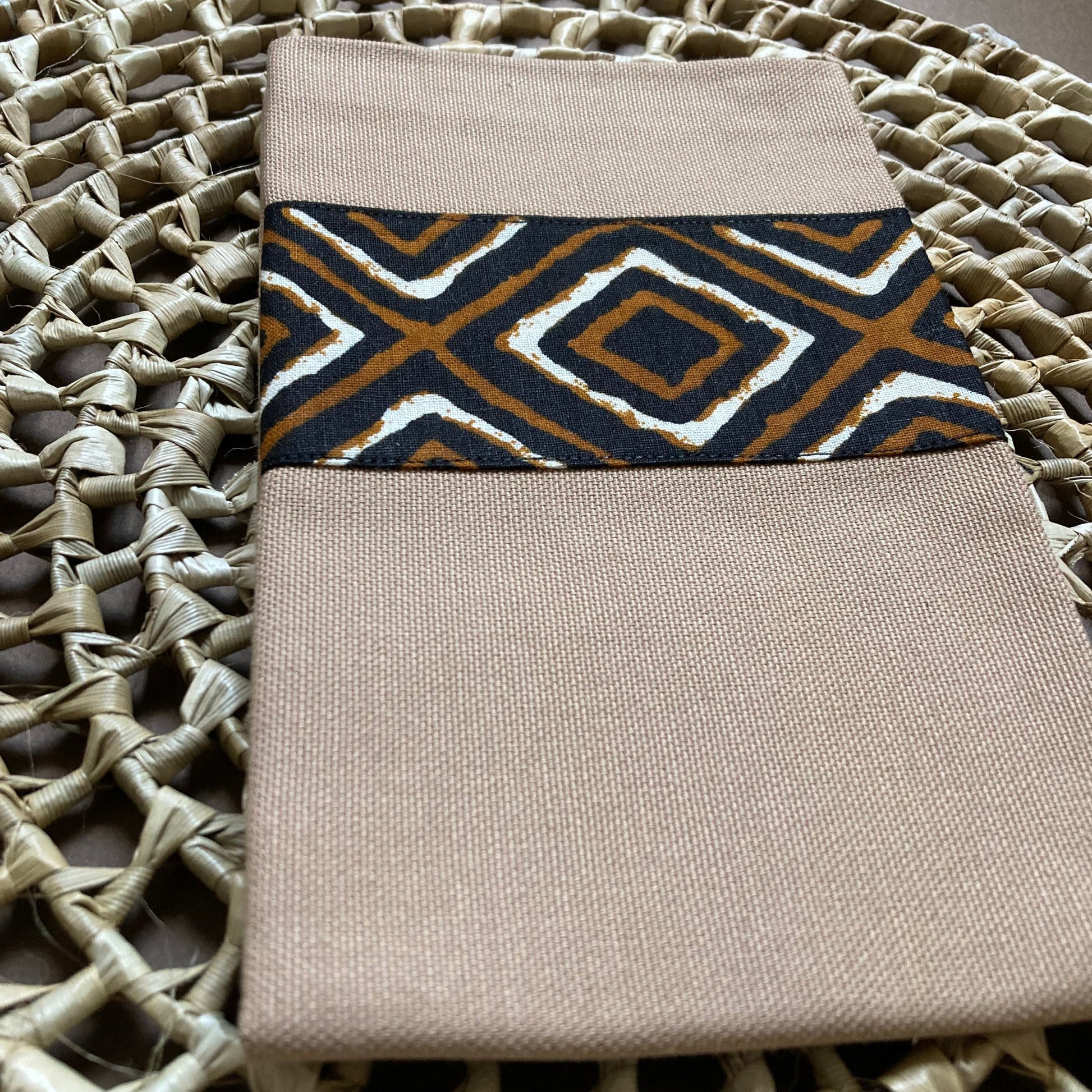 tablecloths-cotton-model-1-beige-slide-2